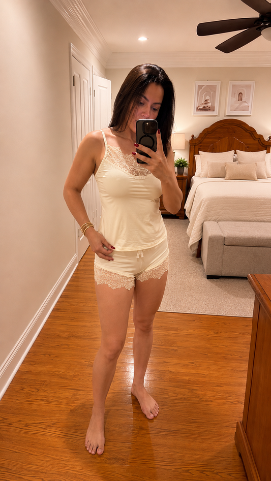 "Encanto" Babydoll (Includes Panties) — pearl