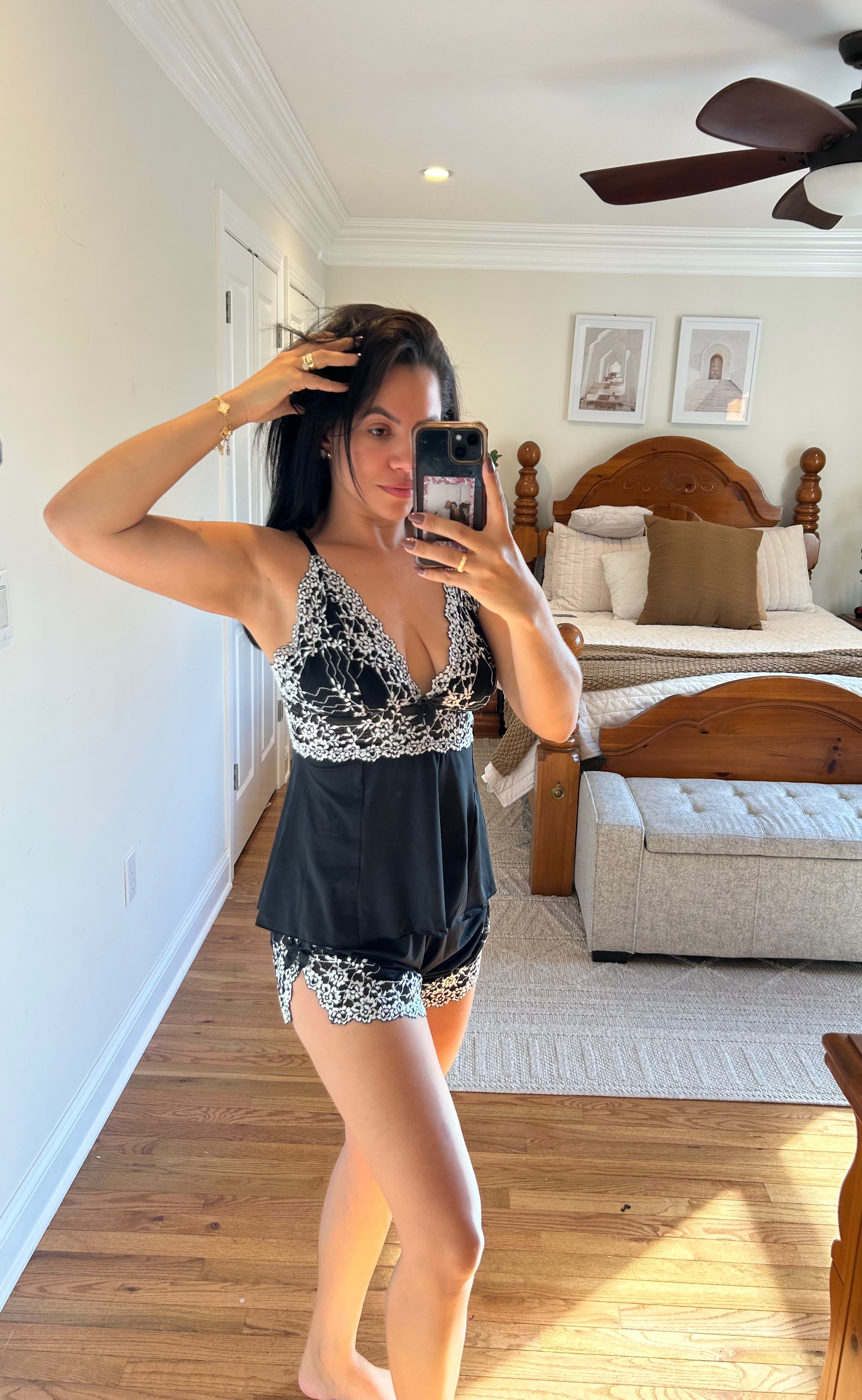 Selected Variant Image