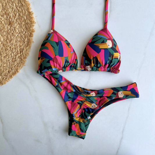 Biquíni samba dos tucanos