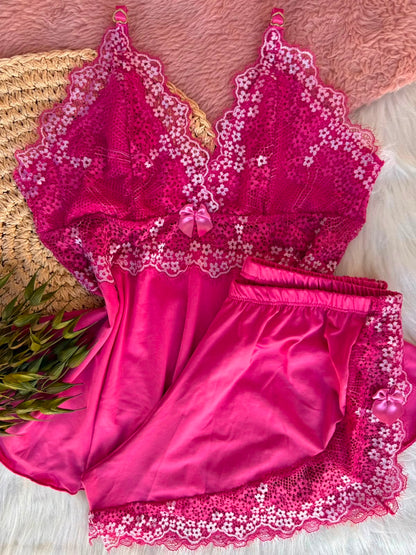 Babydoll pink com detalhes branco